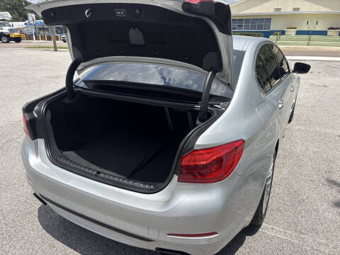 2019 BMW 5 Series 540i