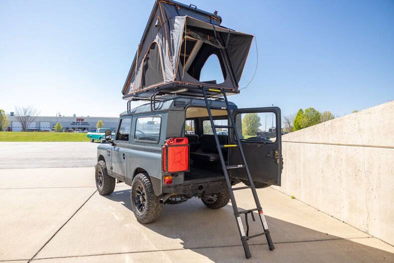 1983 Land Rover Santana