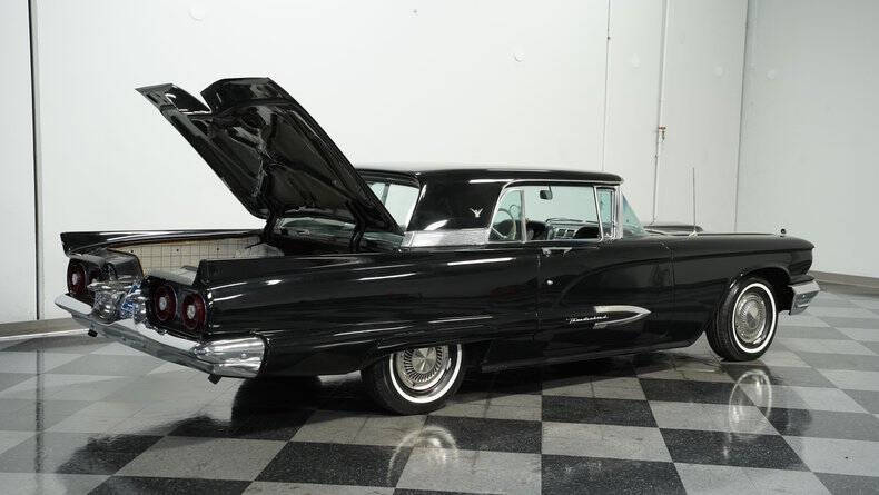 1959 Ford Thunderbird