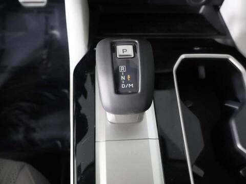 2025 Mitsubishi Outlander SEL Platinum Edition