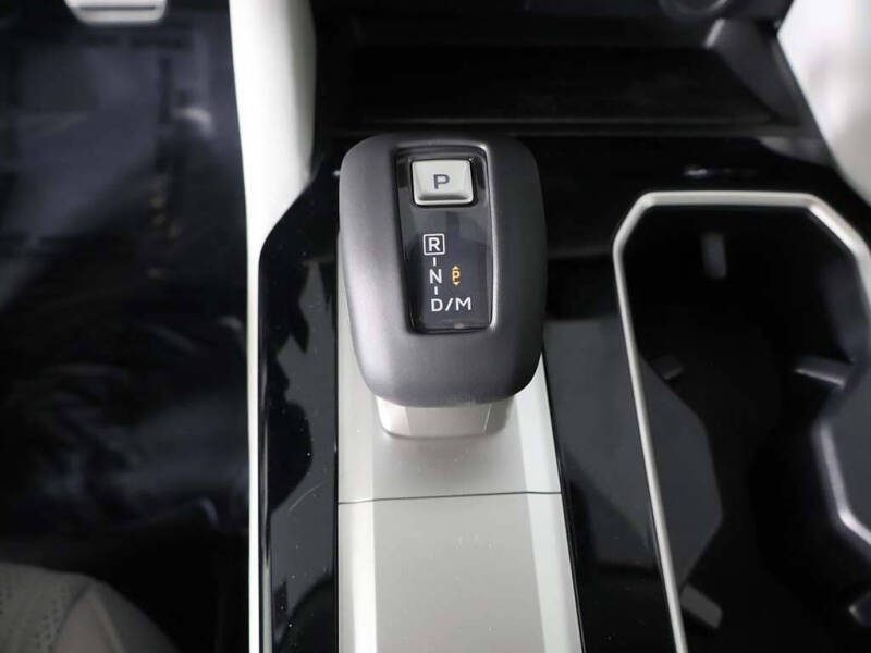 2025 Mitsubishi Outlander SEL Platinum Edition