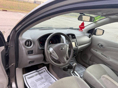 2016 Nissan Versa 1.6 S