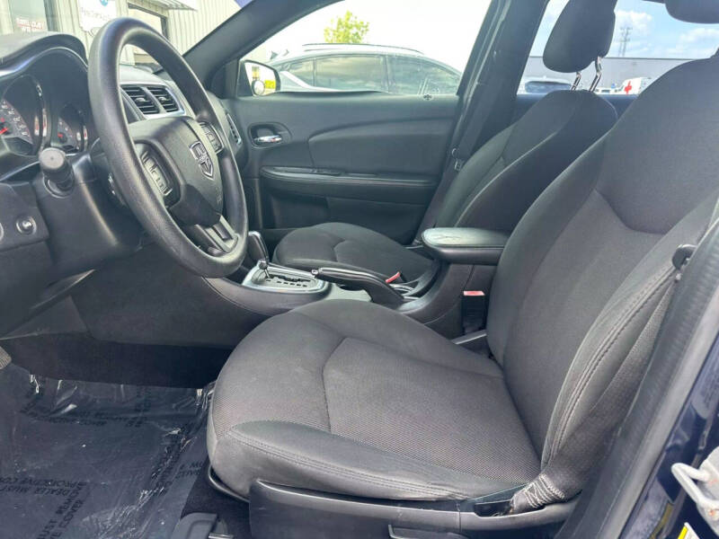 2013 Dodge Avenger SE