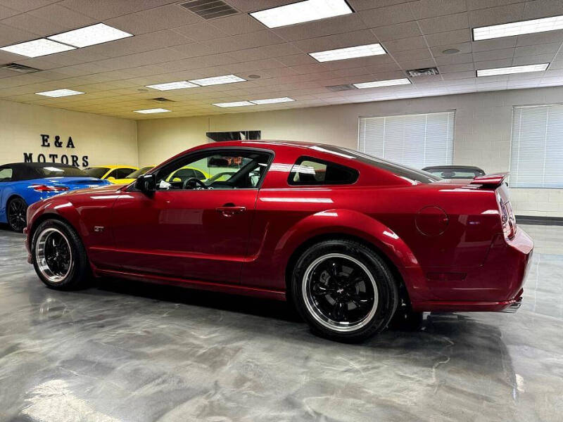 2005 Ford Mustang