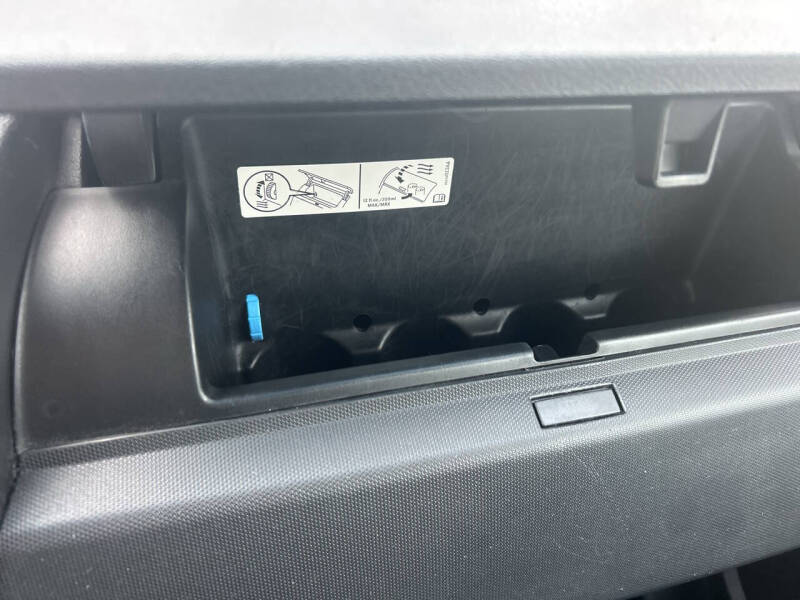 2009 Dodge Avenger SE