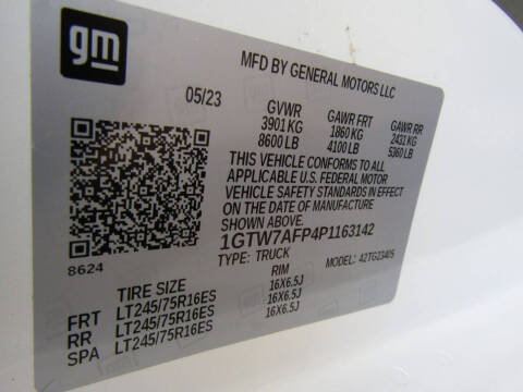 2023 GMC Savana 2500