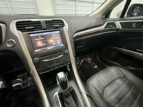 2014 Ford Fusion Hybrid SE