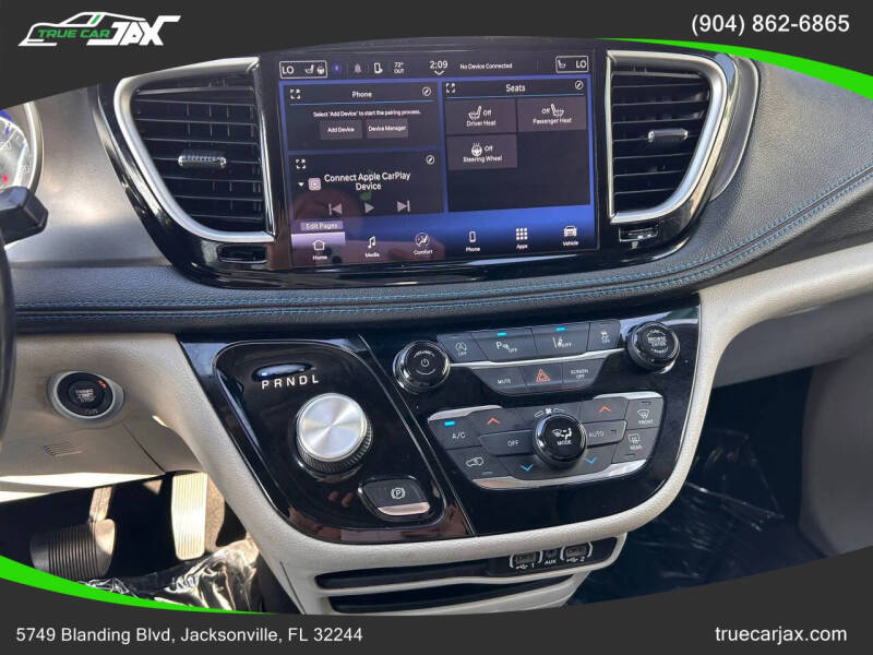 2021 Chrysler Pacifica Touring L