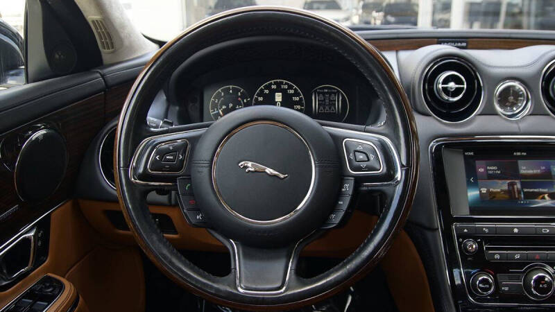 2016 Jaguar XJL Portfolio