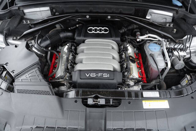 2012 Audi Q5 3.2 quattro Premium Plus