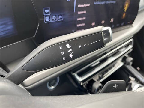 2024 Chevrolet Traverse LS