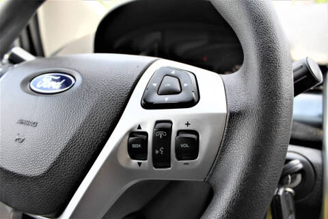 2013 Ford Edge SE