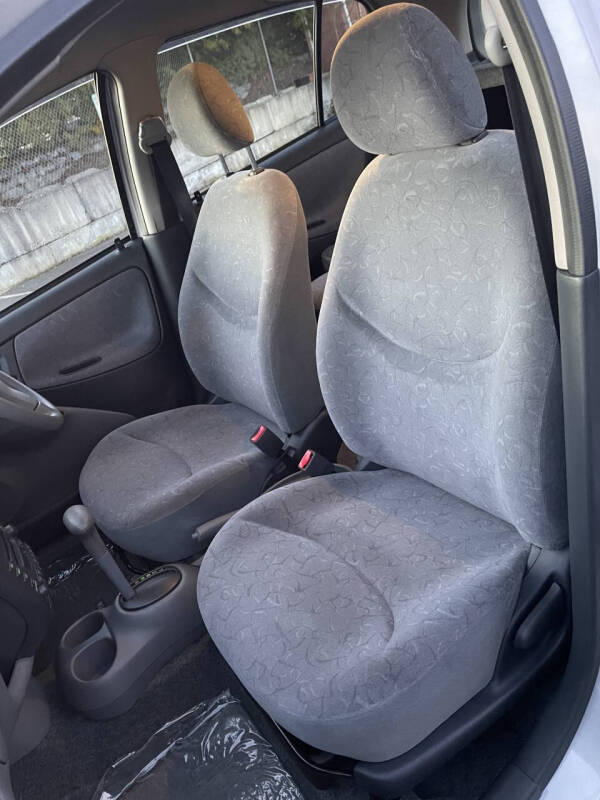 1999 Toyota Vitz Yaris
