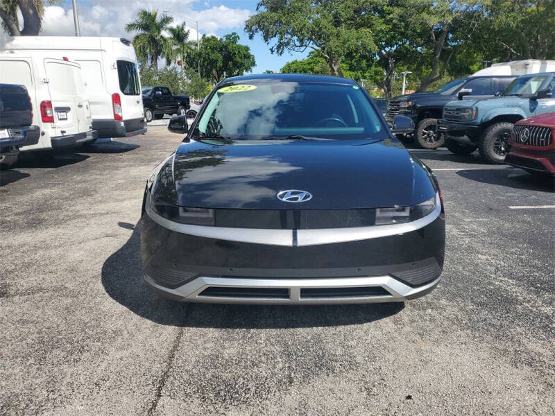 Used 2022 Hyundai IONIQ 5 SEL with VIN KM8KN4AE8NU094023 for sale in Lighthouse Point, FL