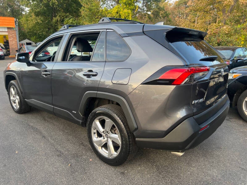 2021 Toyota RAV4 Hybrid XLE Premium