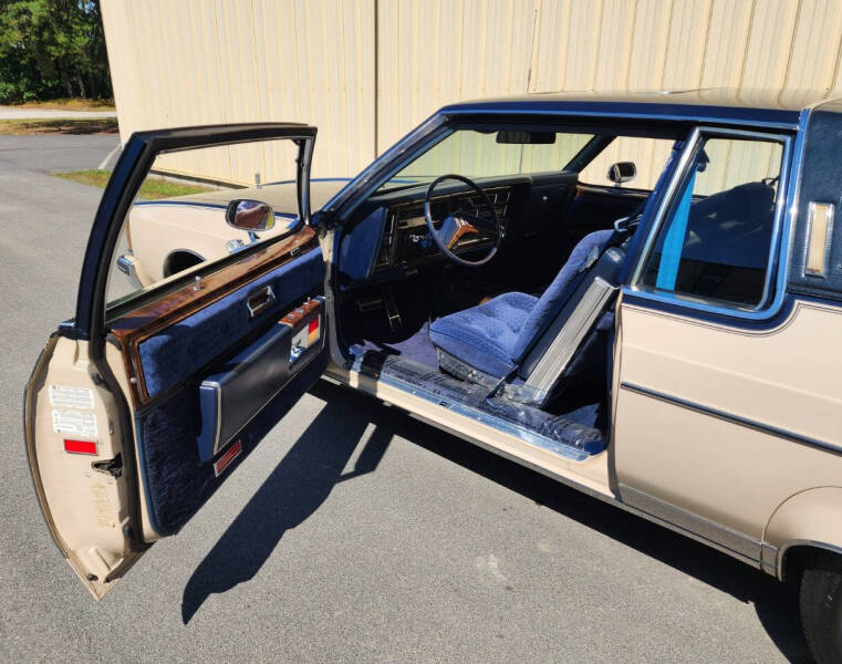 1981 Oldsmobile Ninety-Eight Regency