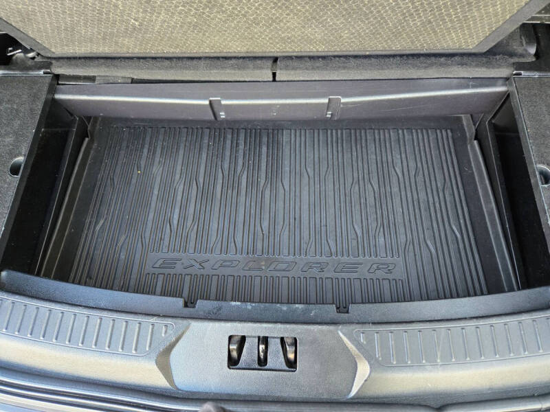 2020 Ford Explorer Hybrid Limited