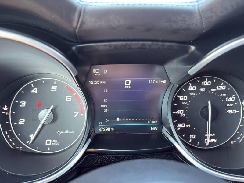 2022 Alfa Romeo Stelvio Veloce