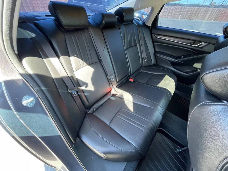 2022 Honda Accord Hybrid Touring