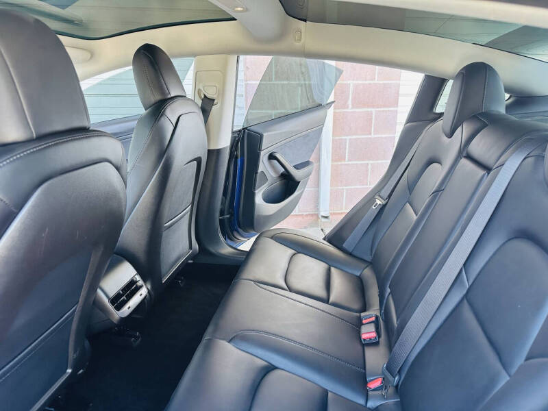 2020 Tesla Model 3 Standard Range Plus