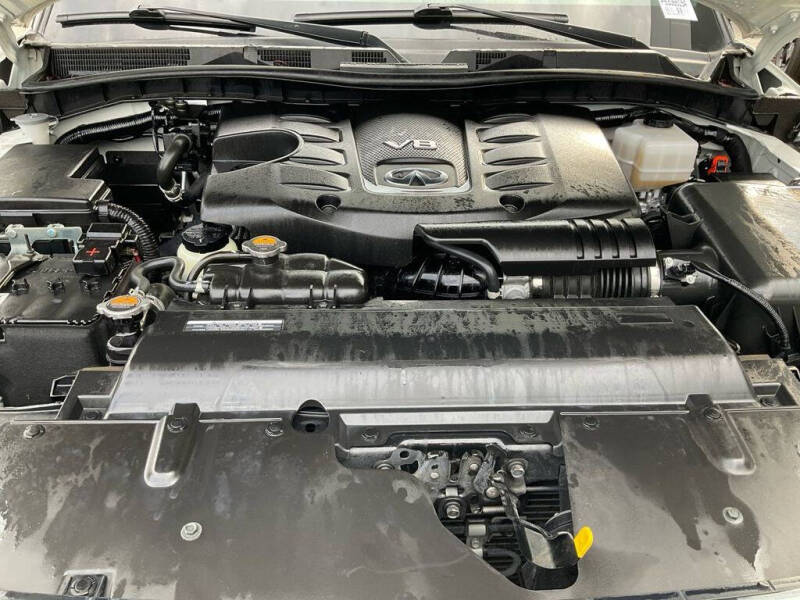 2023 Infiniti QX80 Sensory