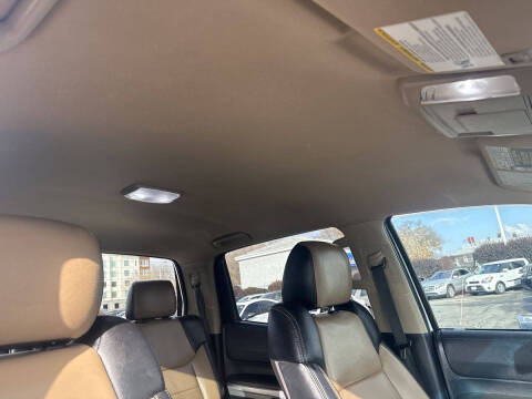 2014 Toyota Tundra SR5