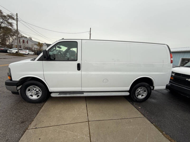 2020 Chevrolet Express 2500