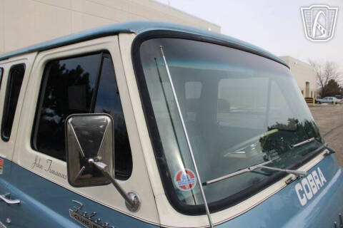 1967 Ford E-150