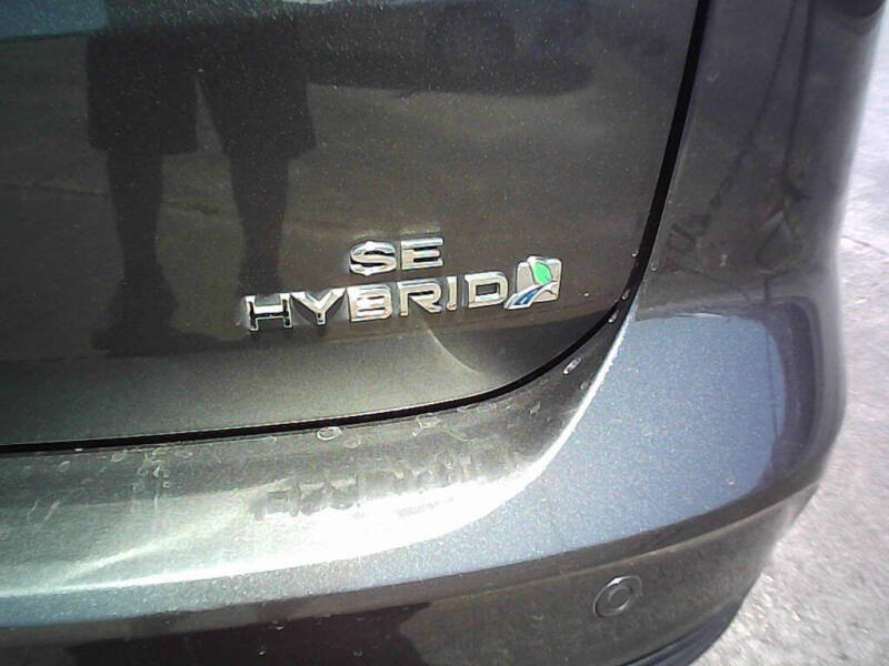 2017 Ford C-MAX Hybrid SE