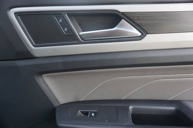 2023 Volkswagen Atlas SE