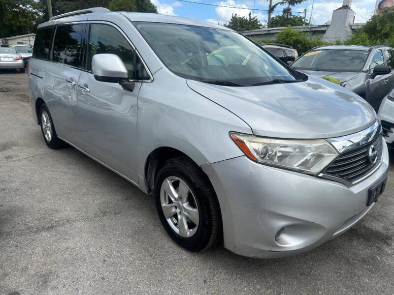 2017 Nissan Quest SV
