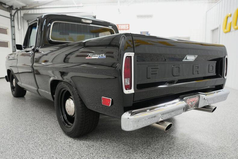 1968 Ford F-100