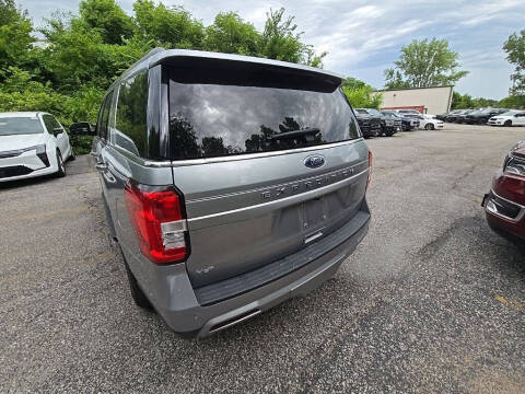 2024 Ford Expedition XLT