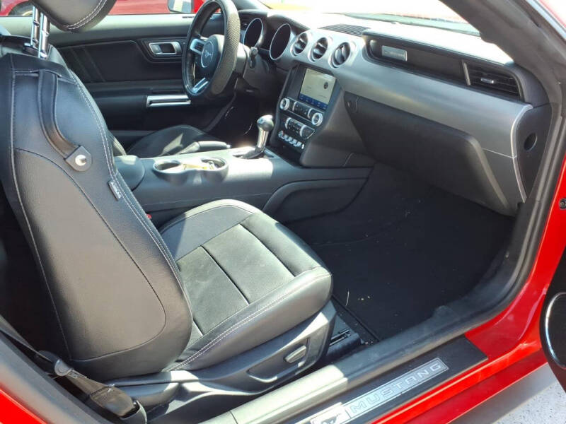 2022 Ford Mustang EcoBoost Premium