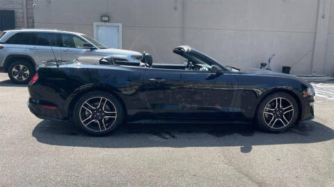 2023 Ford Mustang EcoBoost Premium