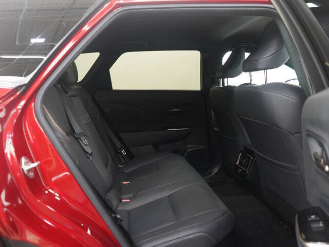 2025 Toyota Crown Signia XLE