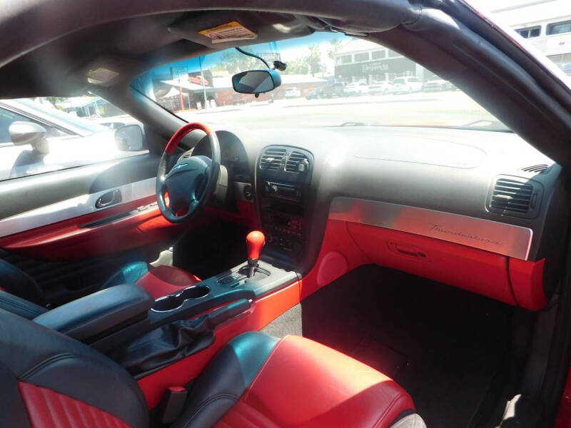 2002 Ford Thunderbird Deluxe