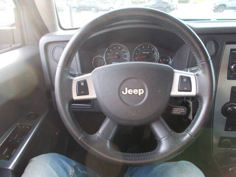 2008 Jeep Commander Sport