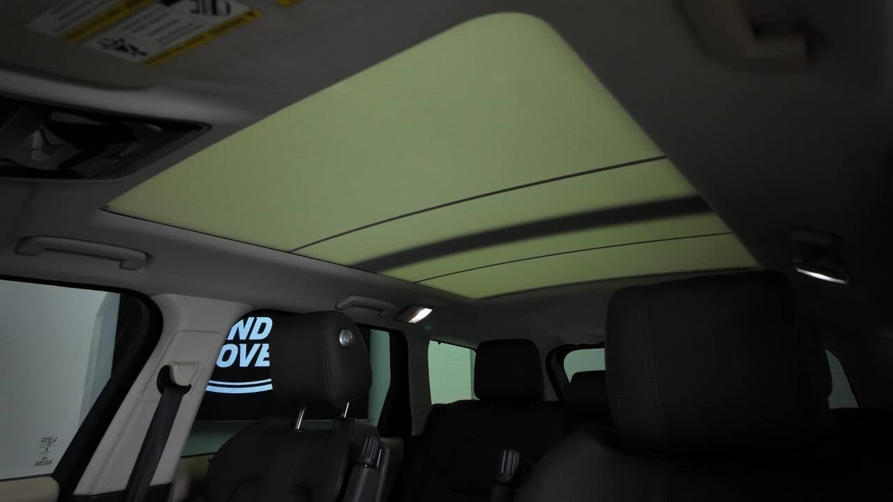 2015 Land Rover Range Rover Sport 32