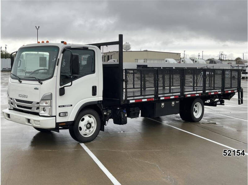 2023 Isuzu NRR's photo