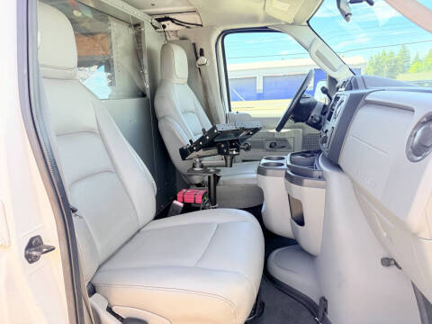 2010 Ford E-Series E-250