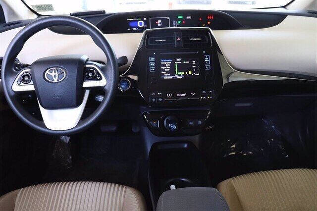 2017 Toyota Prius One