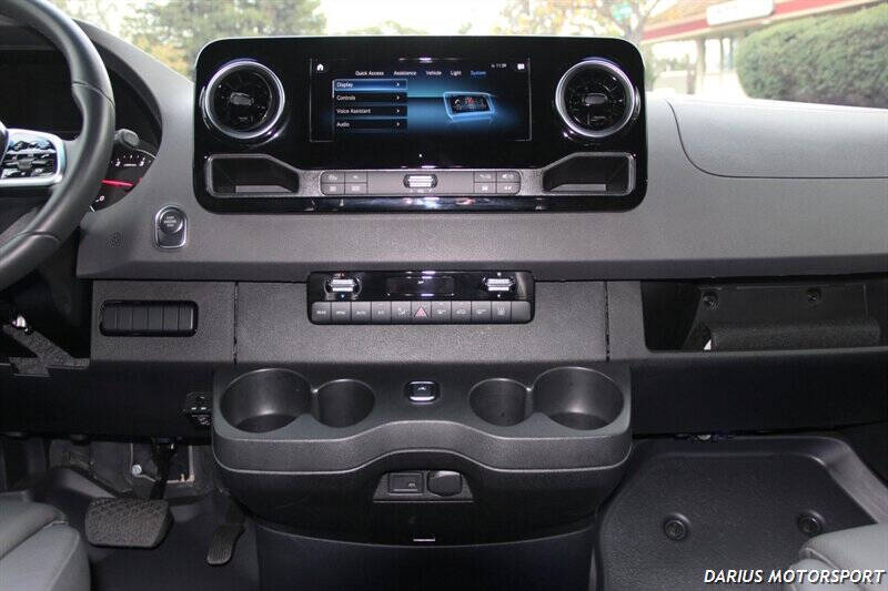 2024 Mercedes-Benz Sprinter 2500