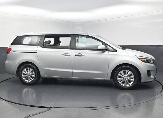 2018 Kia Sedona L