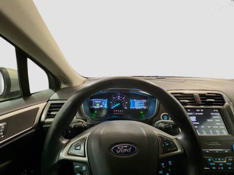 2019 Ford Fusion Hybrid SE