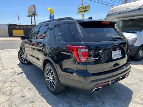 2017 Ford Explorer Sport
