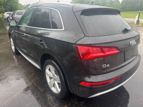 2018 Audi Q5 2.0T quattro Premium Plus