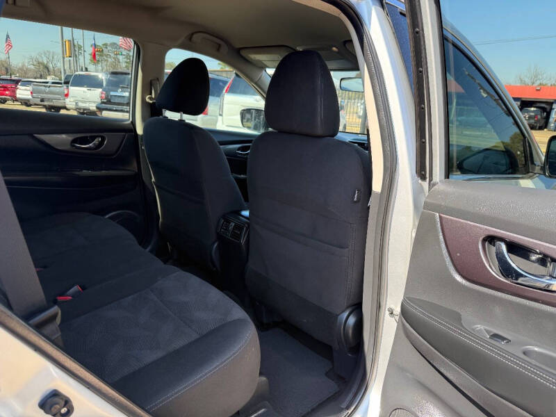 2016 Nissan Rogue S