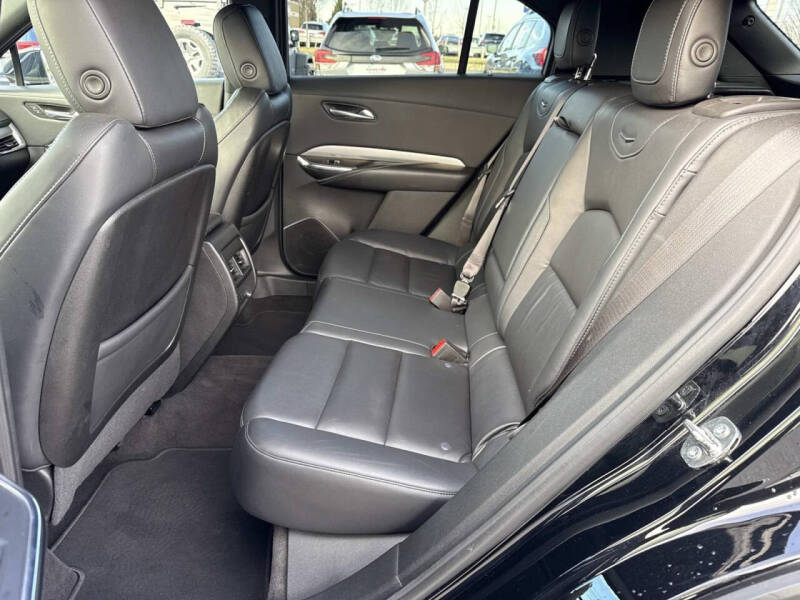 2023 Cadillac XT4 Premium Luxury