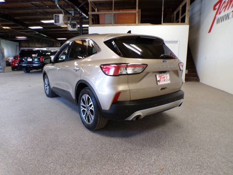 2020 Ford Escape SEL